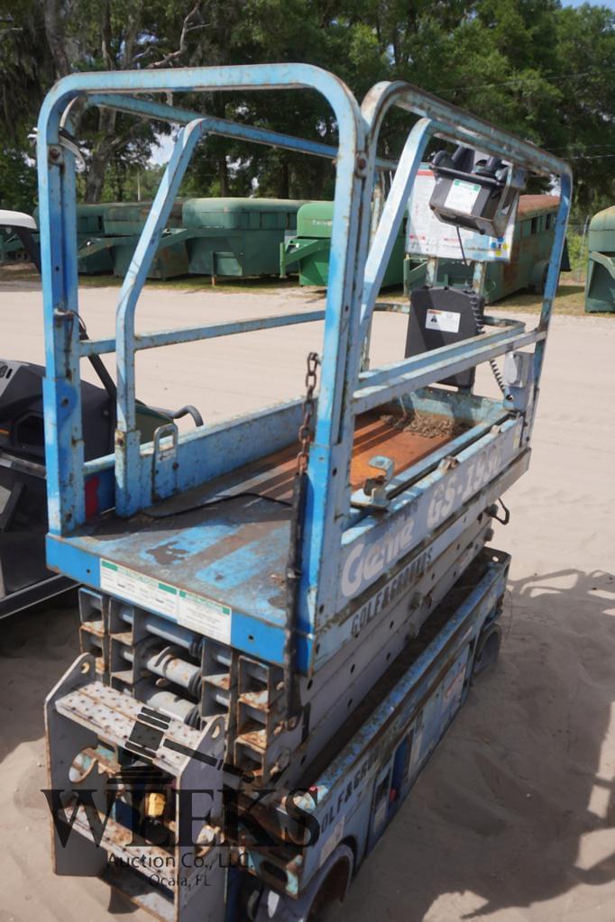 Genie GS1930 Construction Aerial Lifts for Sale Tractor Zoom