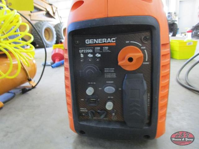 Image of Generac GP2200I equipment image 2