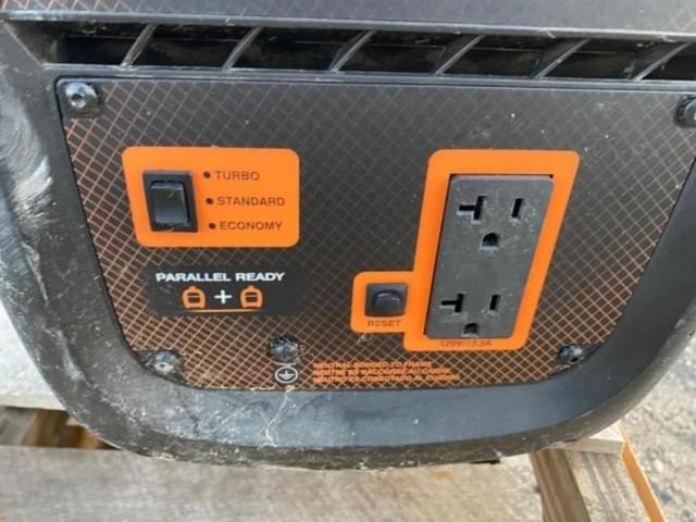 Image of Generac IQ2000 equipment image 2