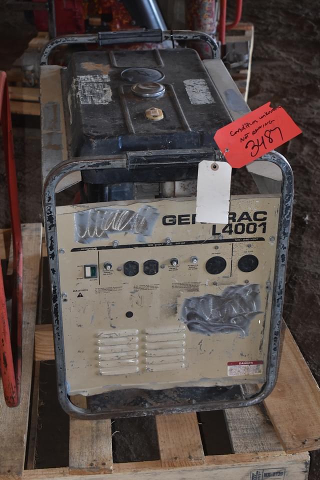 Image of Generac L4001 equipment image 1