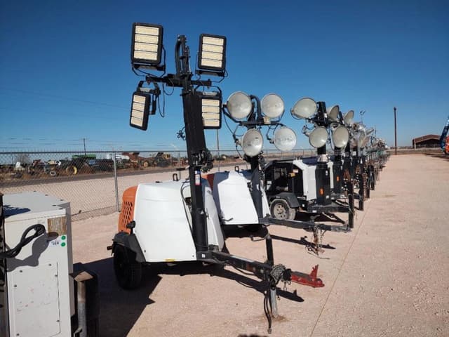 Image of Generac Magnum equipment image 3