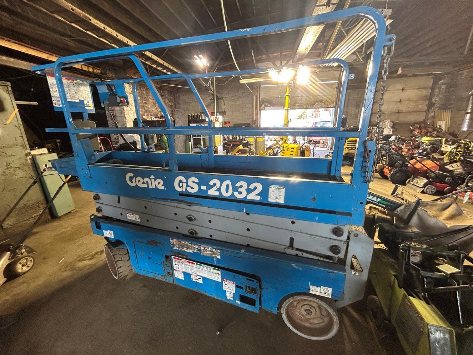 Genie GS-2032 Equipment Image0