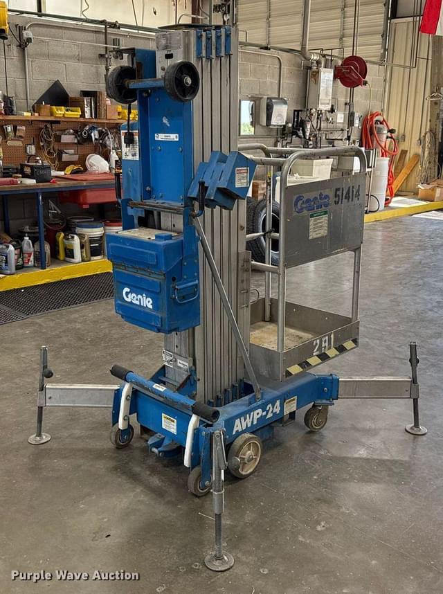 Image of Genie AWP-24 equipment image 4