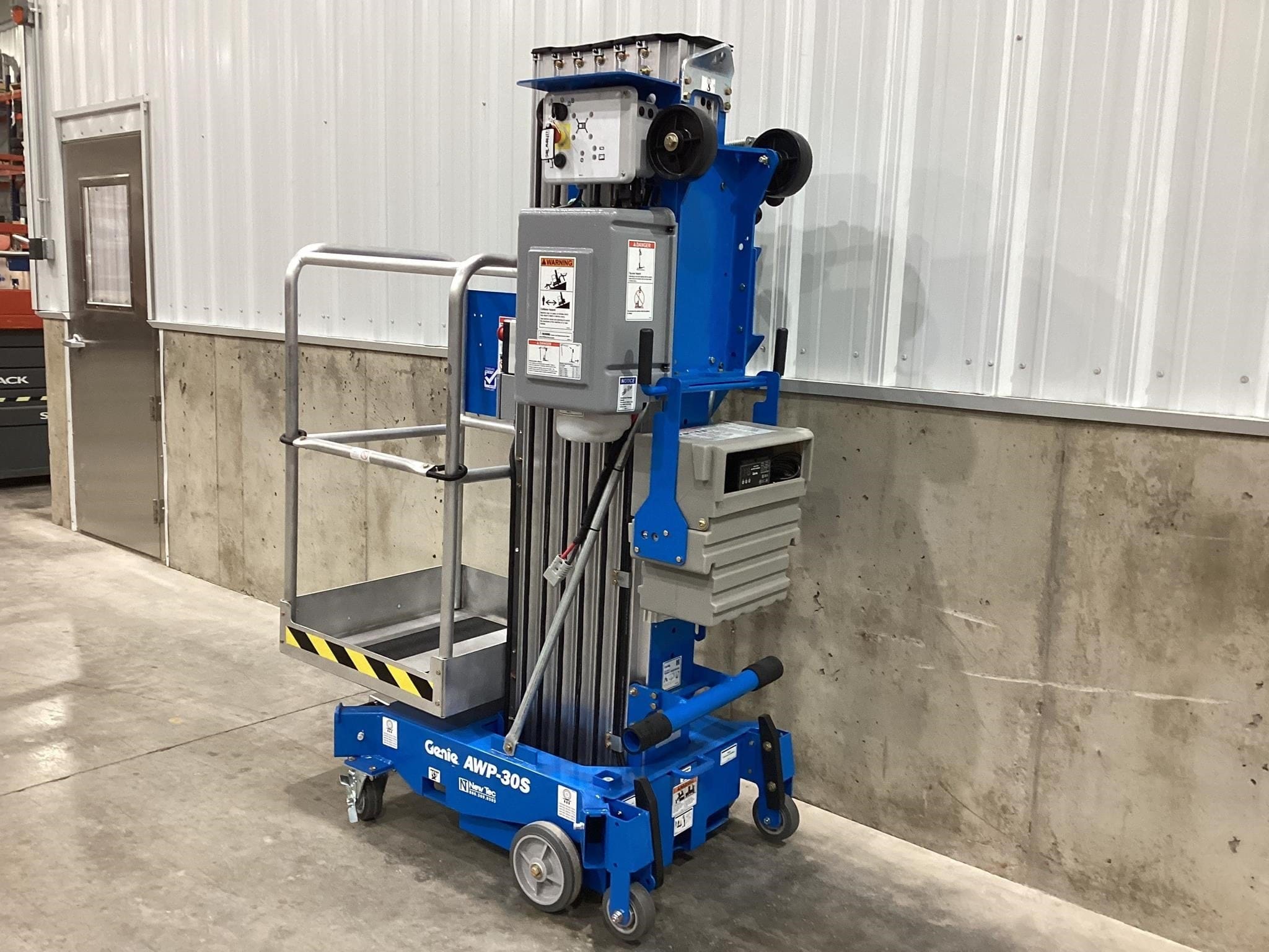 2026 Genie AWP30S Equipment Image0