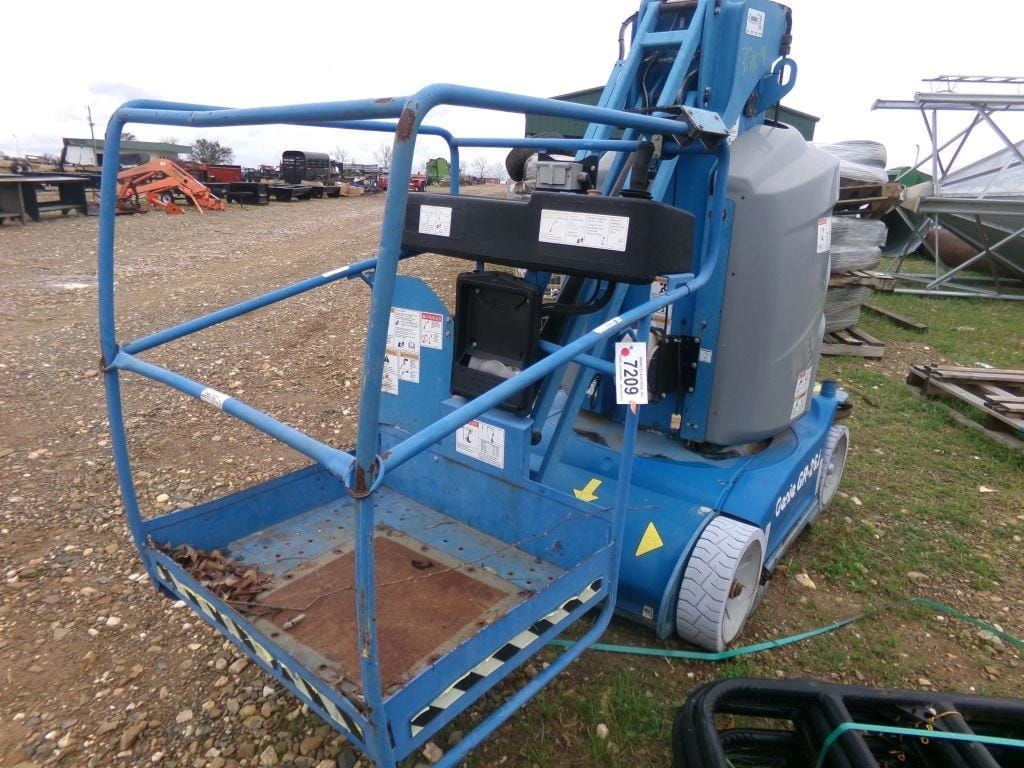 Genie GR-26J Equipment Image0