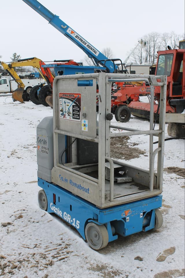 Image of Genie GR-15 equipment image 2
