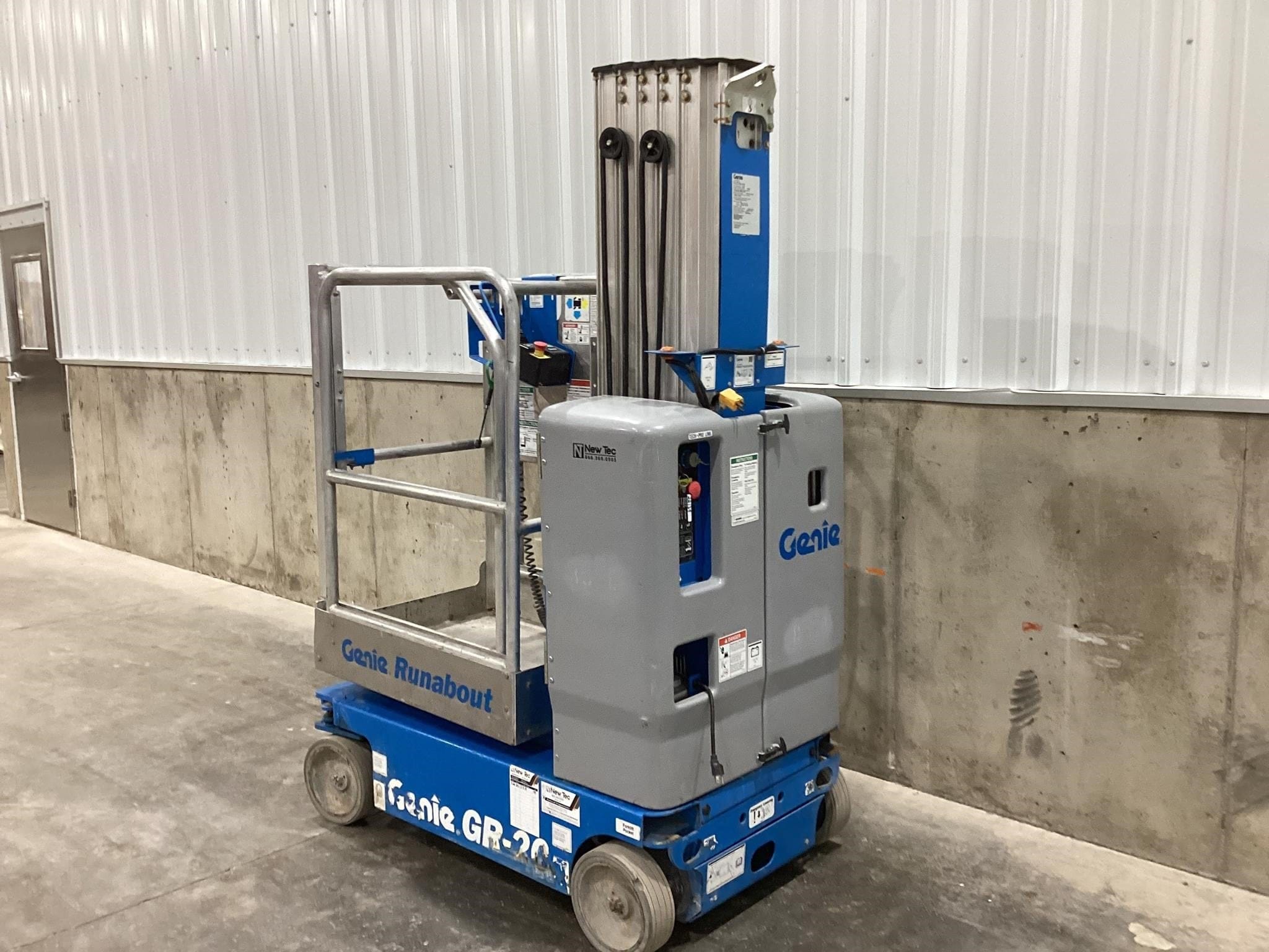 2019 Genie GR-20 Equipment Image0