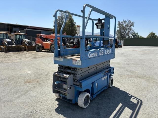 Image of Genie GS-1930 equipment image 2
