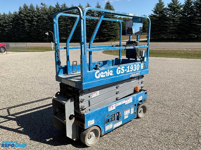 Image of Genie GS-1030 equipment image 4