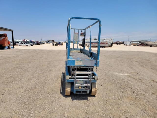 Image of Genie GS-2032 equipment image 3