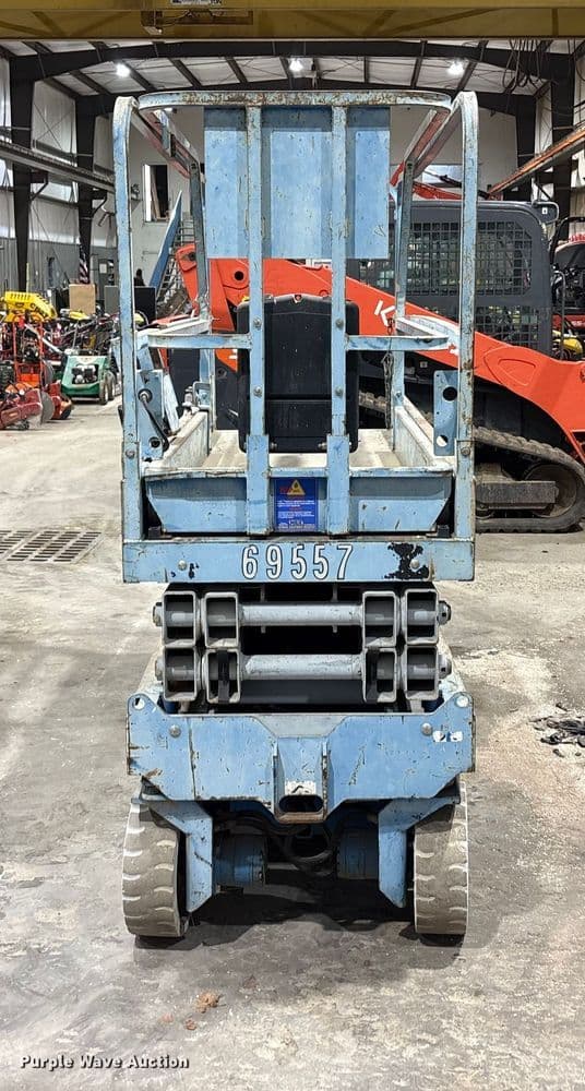 Image of Genie GS-2032 equipment image 1