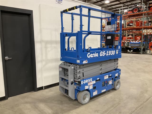 Image of Genie GS1930 equipment image 2