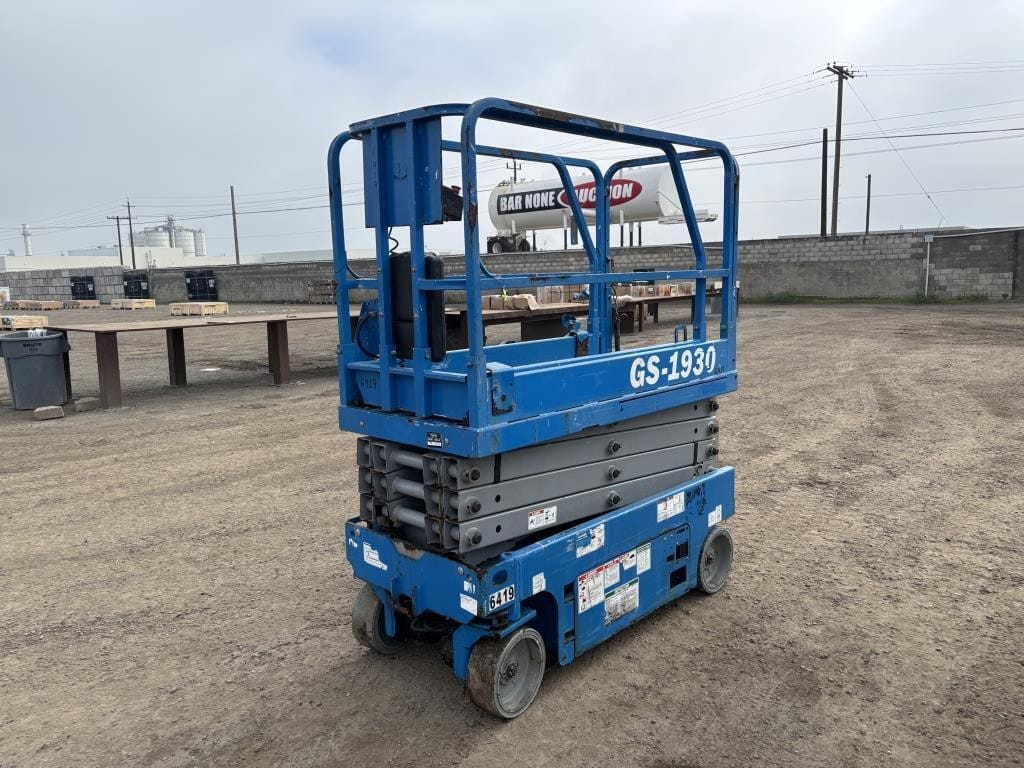 Genie GS-1930 Equipment Image0