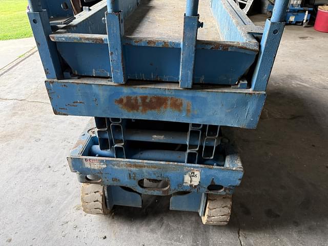 Image of Genie GS-2032 equipment image 2