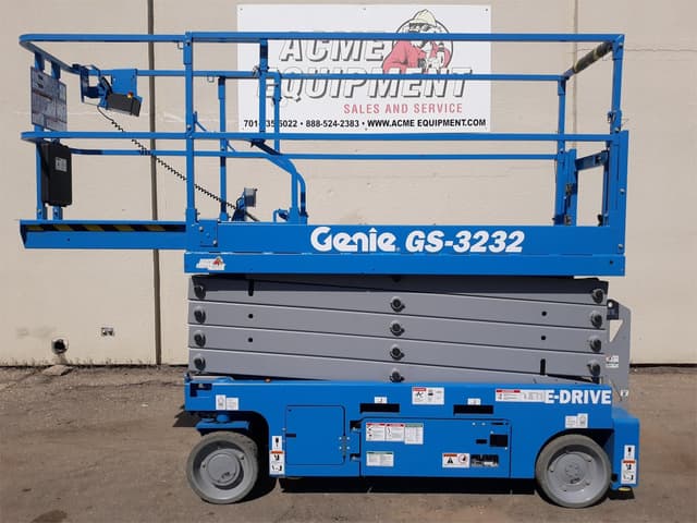 Image of Genie GS3232 equipment image 1
