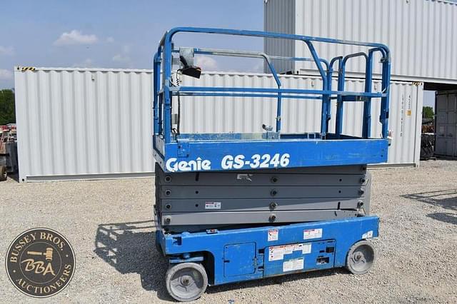 Image of Genie GS3246 equipment image 1