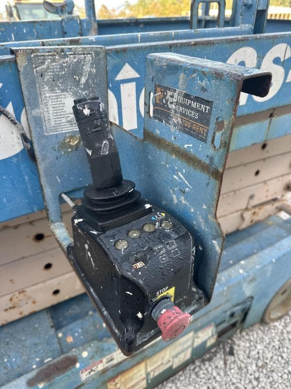 Image of Genie GS3246 equipment image 4