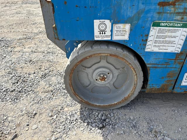Image of Genie GS3246 equipment image 4