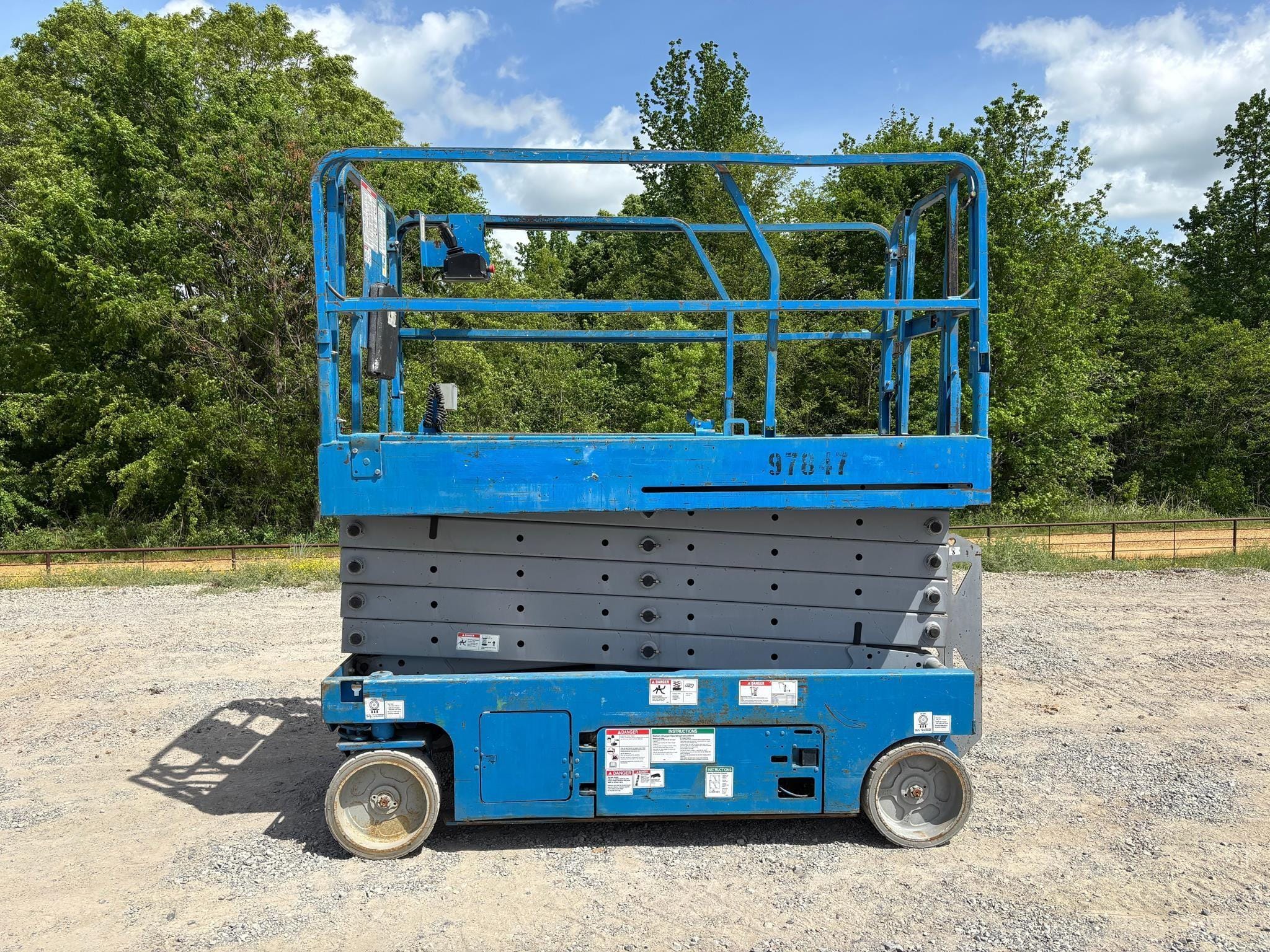 Genie GS3246 Equipment Image0