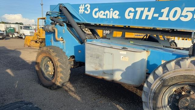 Image of Genie GTH-1056 equipment image 4