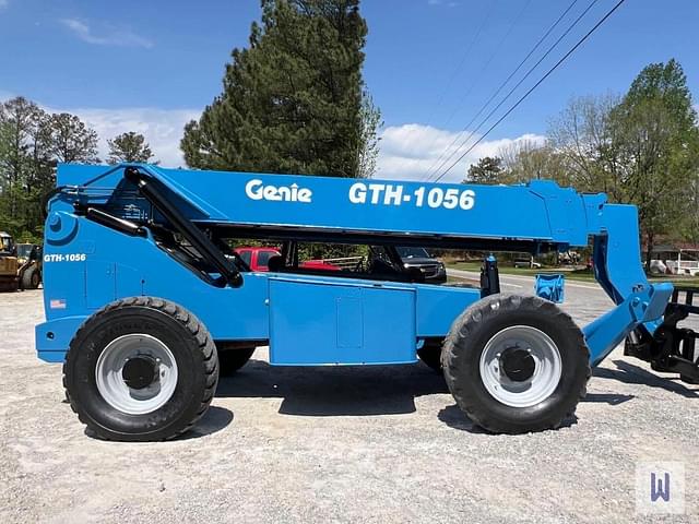 Image of Genie GTH-1056 equipment image 2