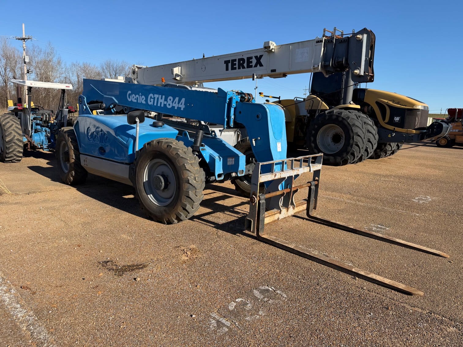 Genie GTH-844 Equipment Image0