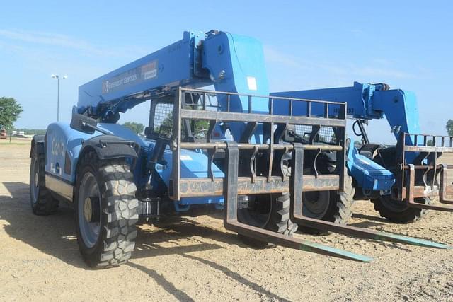 Image of Genie GTH-844 equipment image 3