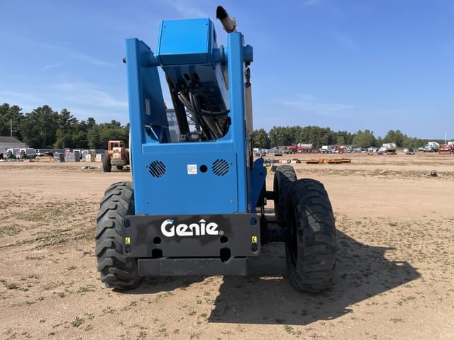 Image of Genie GTH-844 equipment image 3