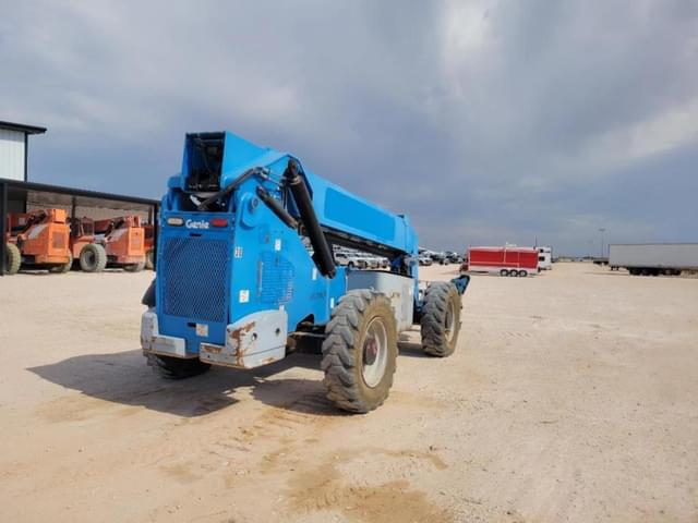 Image of Genie GTH1056 equipment image 4