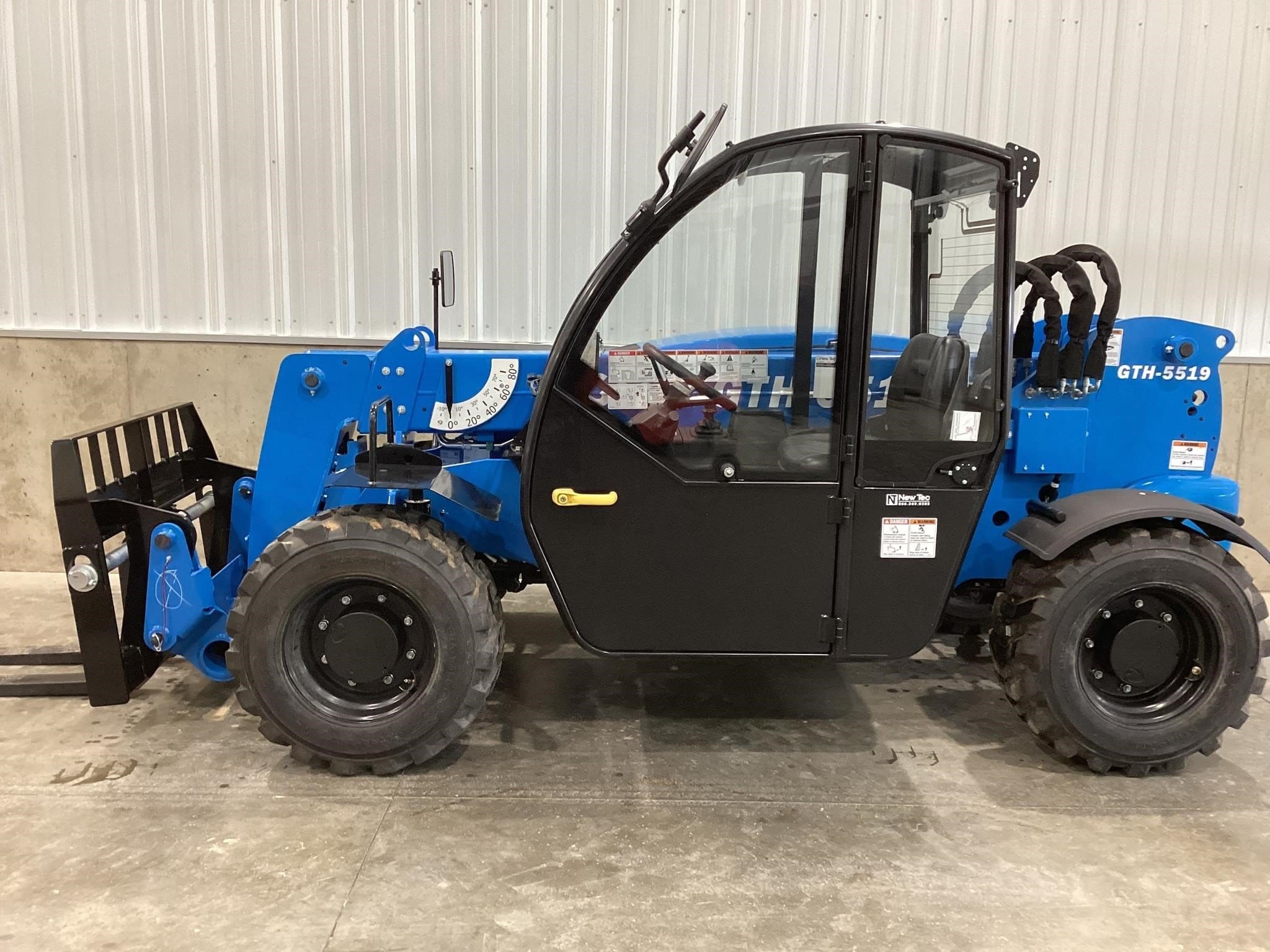 2025 Genie GTH5519 Equipment Image0