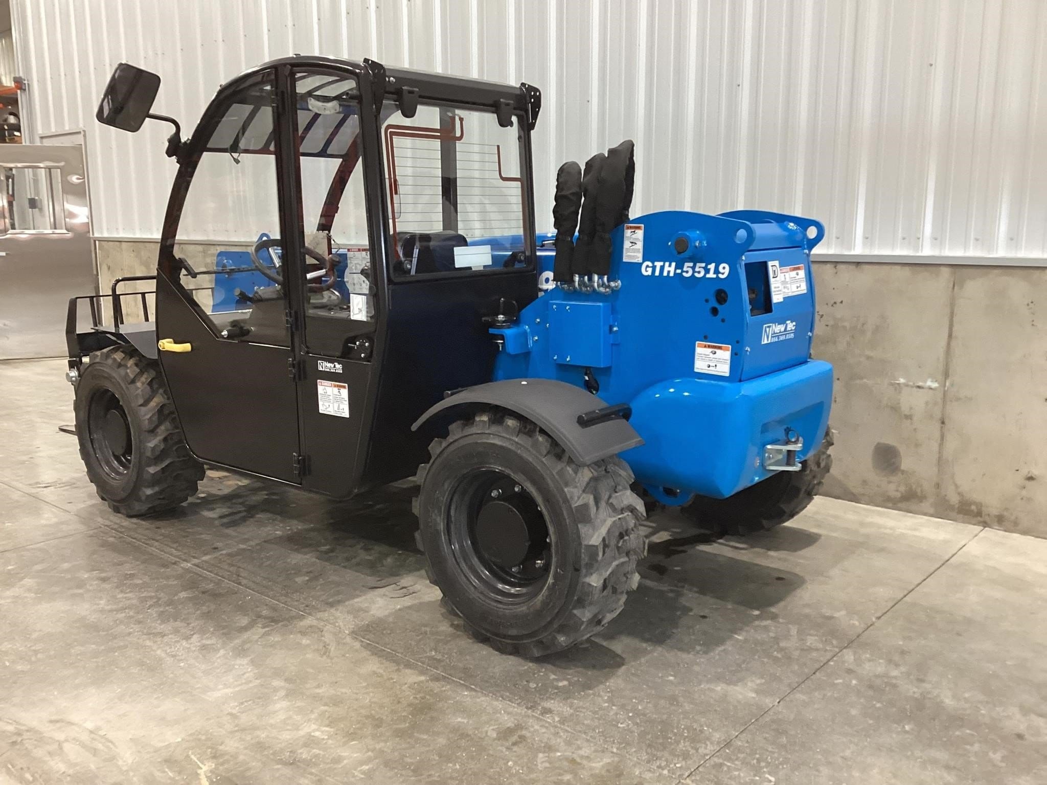 2025 Genie GTH5519 Equipment Image0