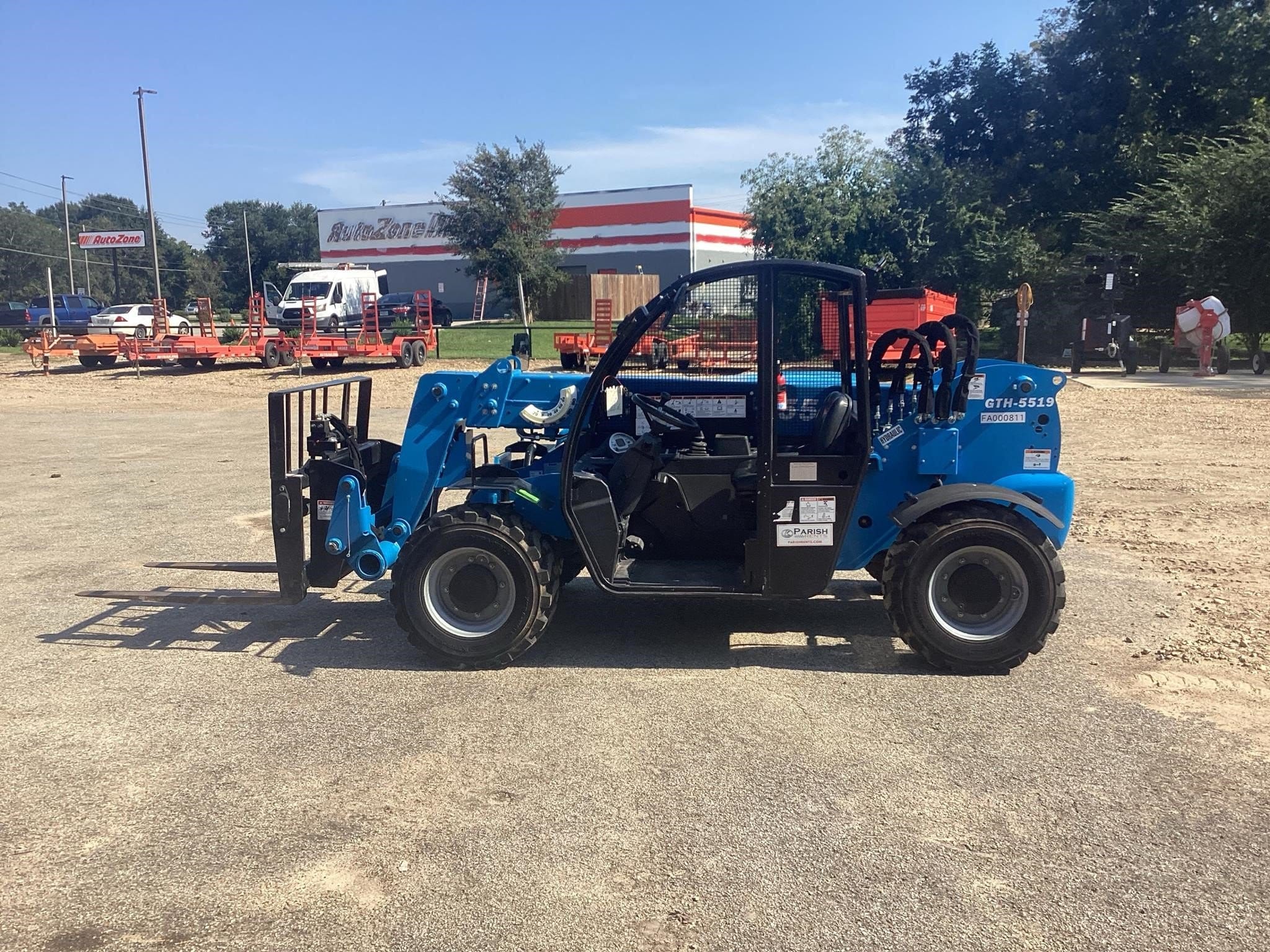 2023 Genie GTH5519 Equipment Image0