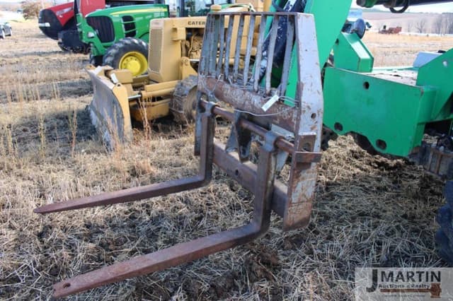 Image of Genie GTH644 equipment image 4