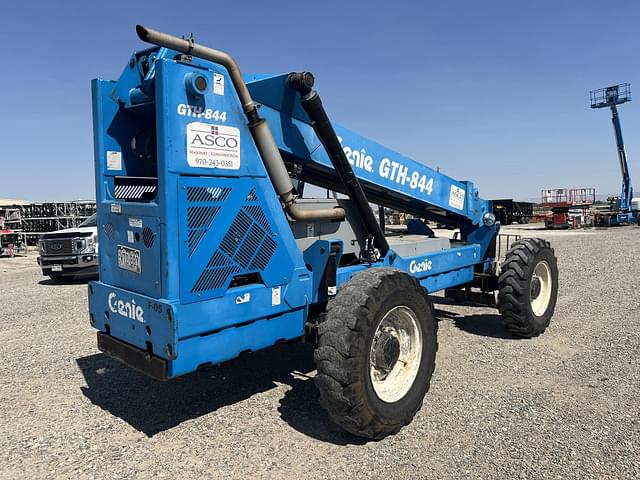 Image of Genie GTH844 equipment image 4