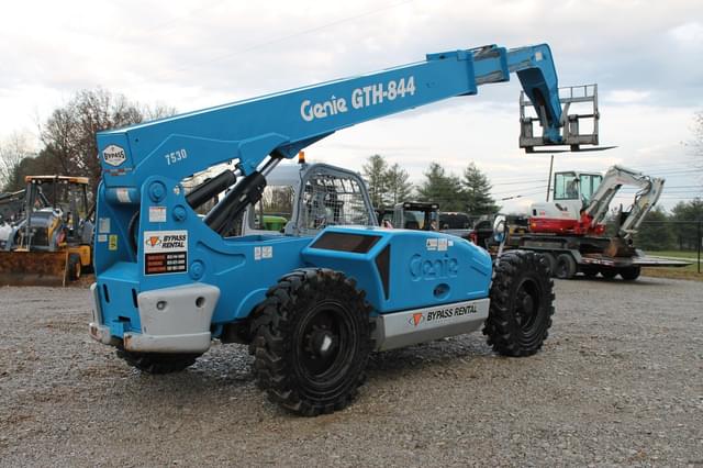 Image of Genie GTH844 equipment image 3