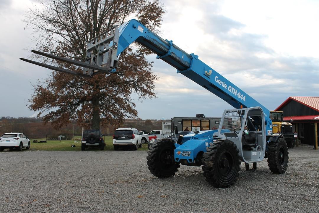 Image of Genie GTH844 Primary image