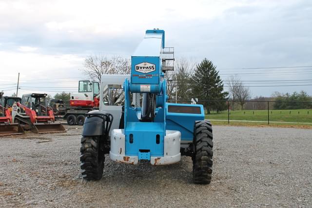 Image of Genie GTH844 equipment image 4