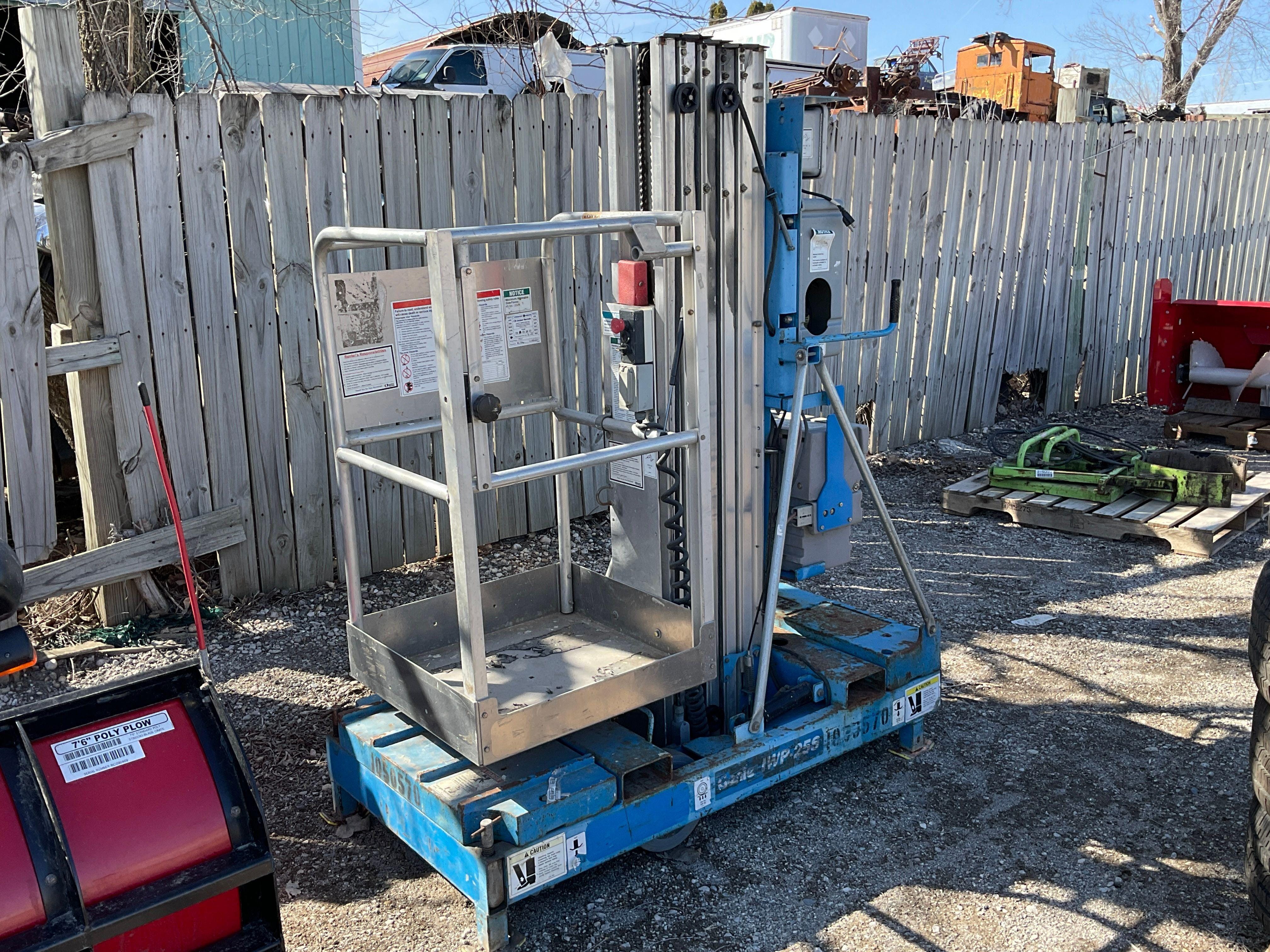 Main image Genie IWP-25S