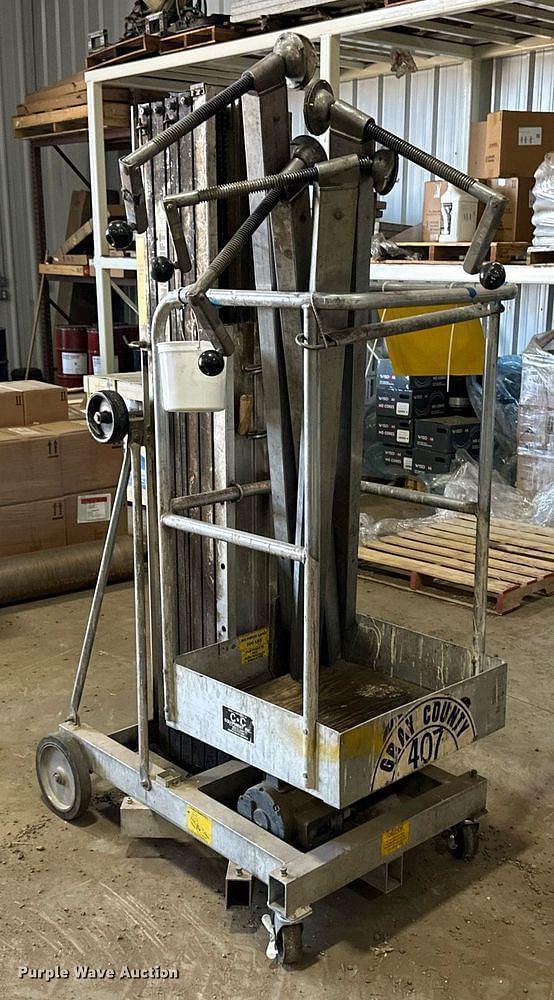 Image of Genie PLC-24 equipment image 2