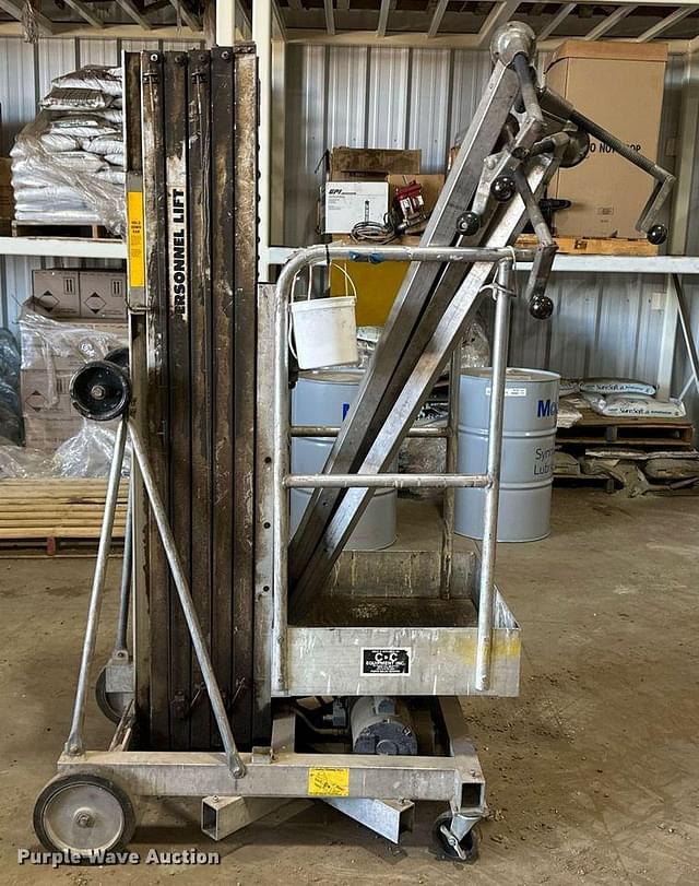 Image of Genie PLC-24 equipment image 3
