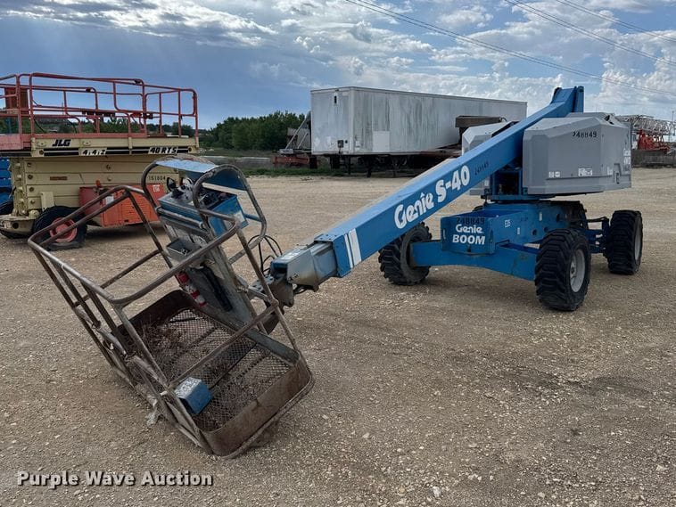 Genie S-40 Equipment Image0