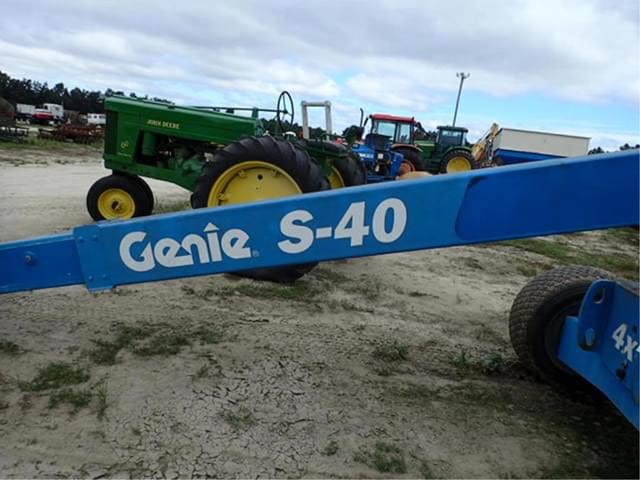 Image of Genie S-40 equipment image 1