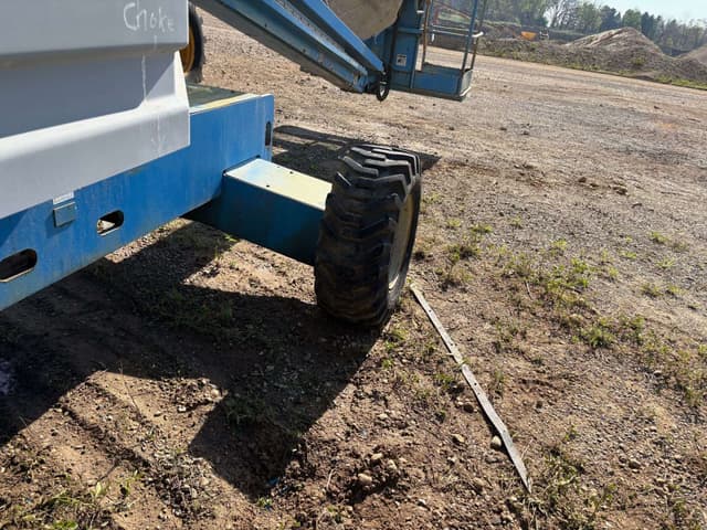 Image of Genie S-40 equipment image 3