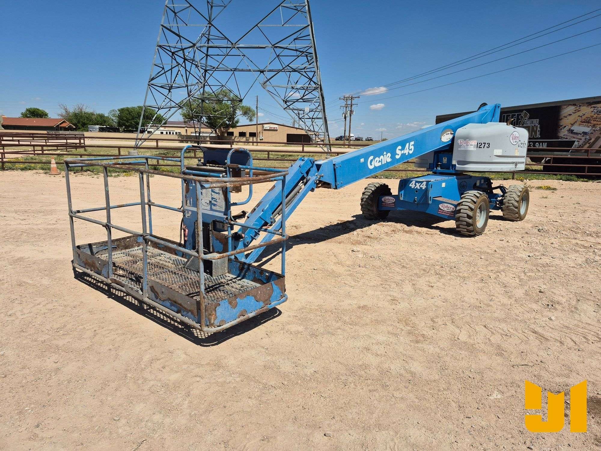 Genie S-45 Equipment Image0