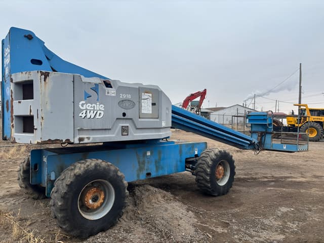 Image of Genie S60 equipment image 3