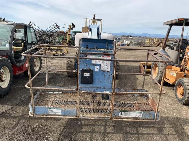 Image of Genie S-60 equipment image 1