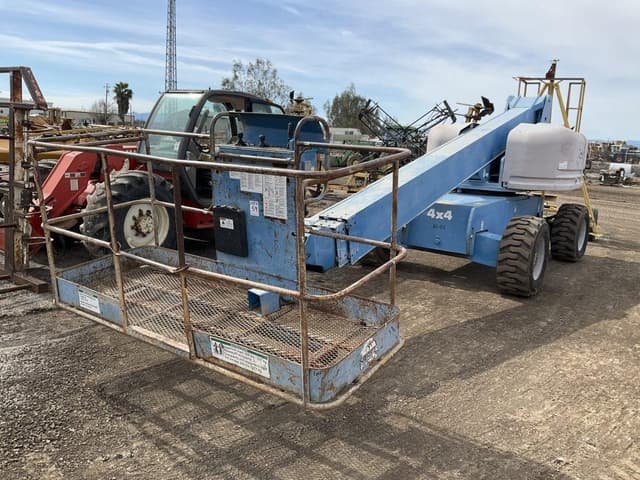 Image of Genie S-60 equipment image 2