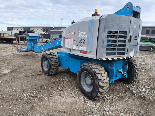 Image of Genie S60 equipment image 2