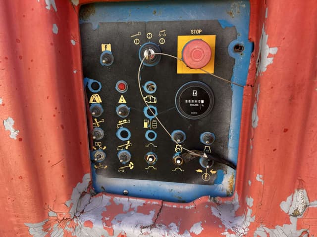 Image of Genie S-60 equipment image 3