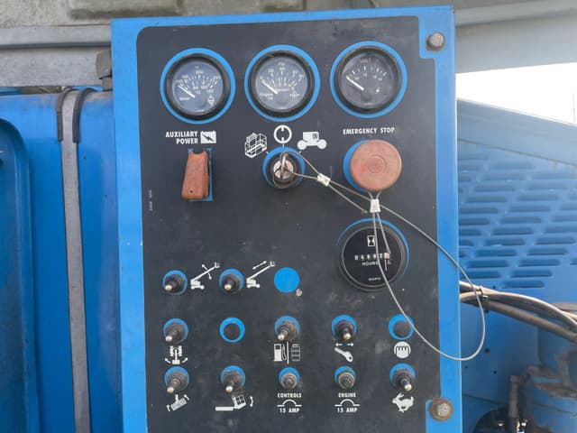 Image of Genie S-40 equipment image 3